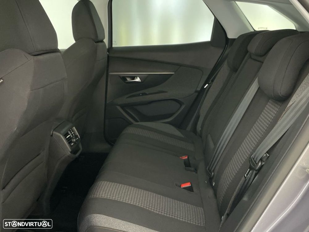 Peugeot 3008 1.2 PureTech Active - 12