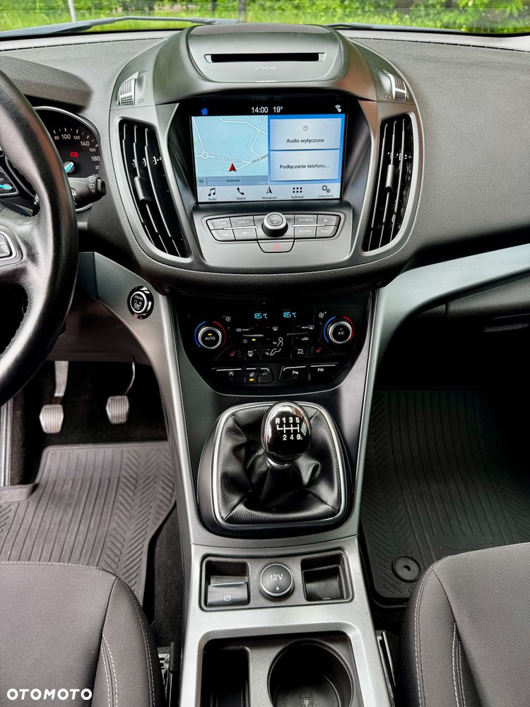 Ford Kuga - 21