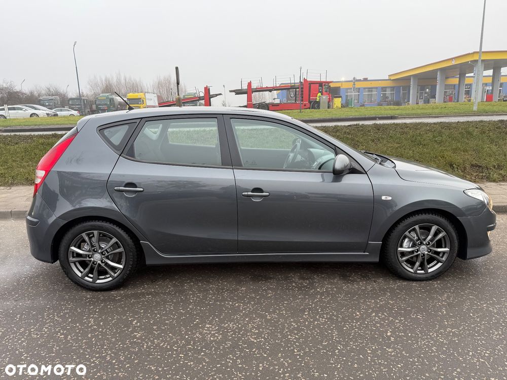 Hyundai i30 i30cw 1.6 CRDi Edition 20 - 9