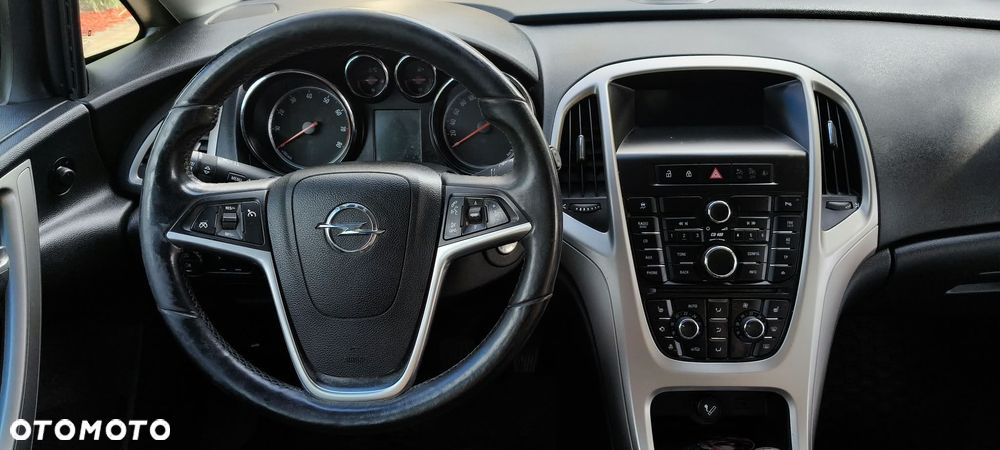 Opel Astra - 9