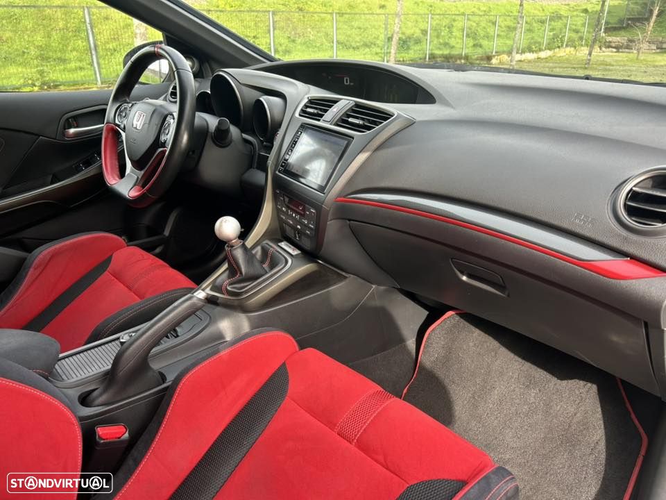 Honda Civic 2.0 VTEC Turbo Type R GT - 11