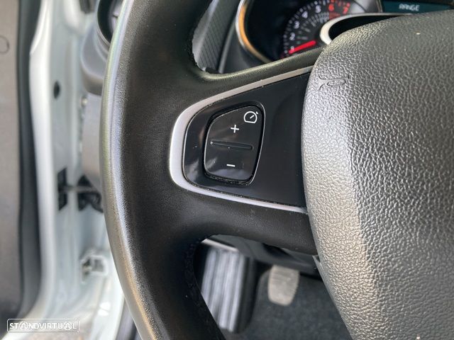 Renault Clio 0.9 TCE Dynamique S - 12