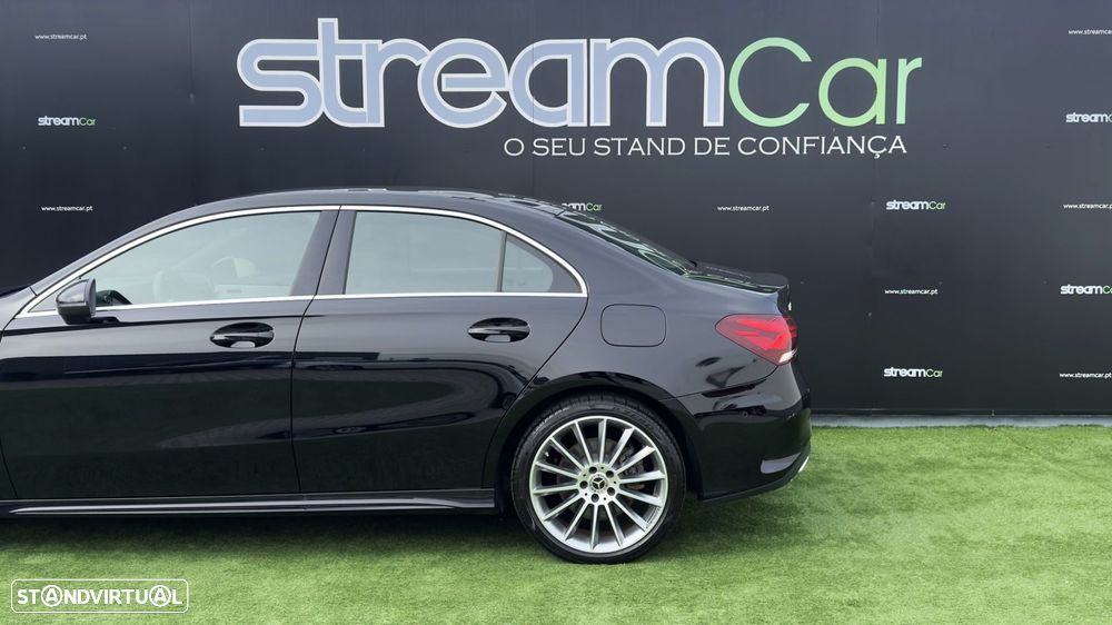 Mercedes-Benz A 250 Limousine e 8G-DCT AMG Line - 4