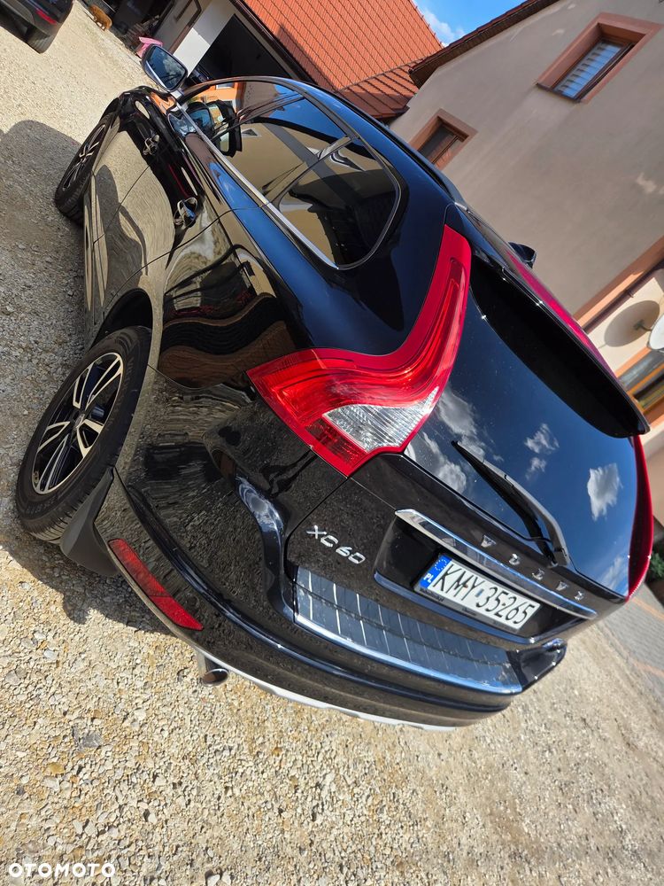 Volvo XC 60 D3 Drive-E Momentum - 8