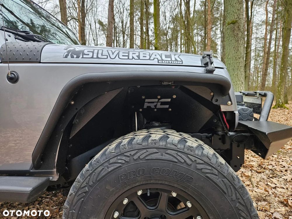 Jeep Wrangler 3.6 Unlim Sahara - 13