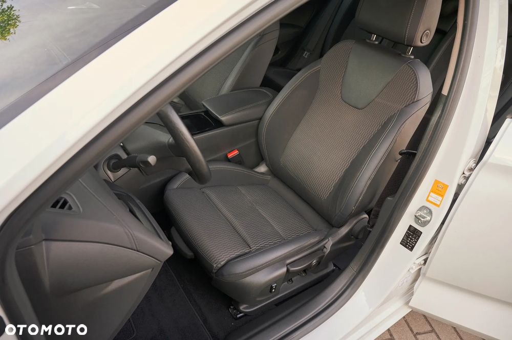 Opel Insignia 2.0 CDTI Business Elegance S&S - 22