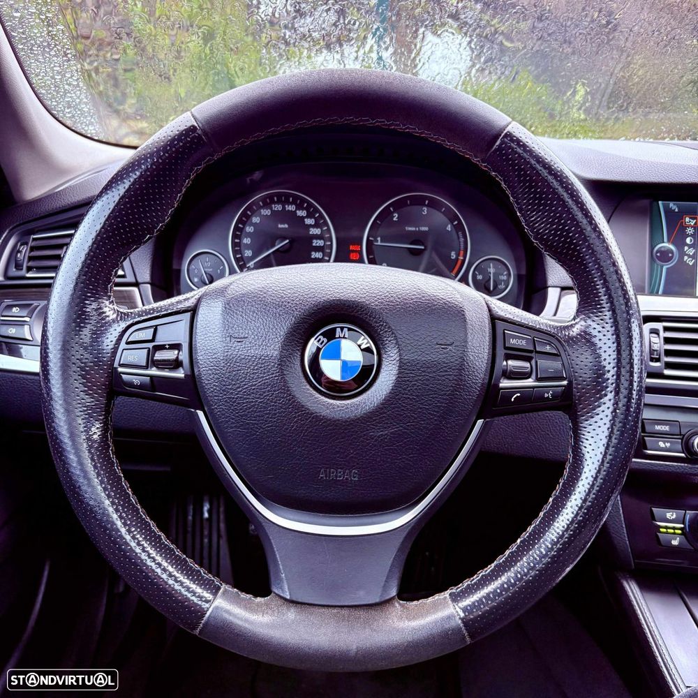 BMW 520 d Pack M - 8