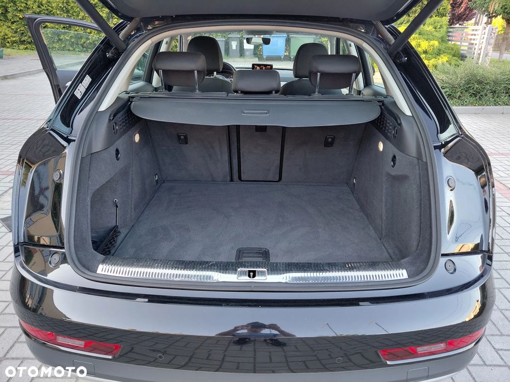 Audi Q3 2.0 TDI Quattro Design S tronic - 24