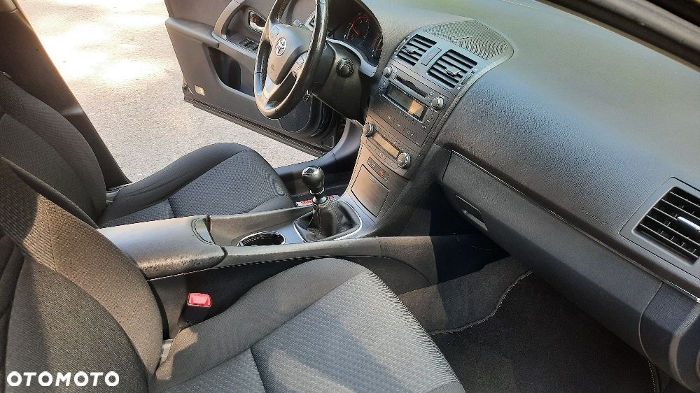 Toyota Avensis 2.2 D-4D Premium - 14