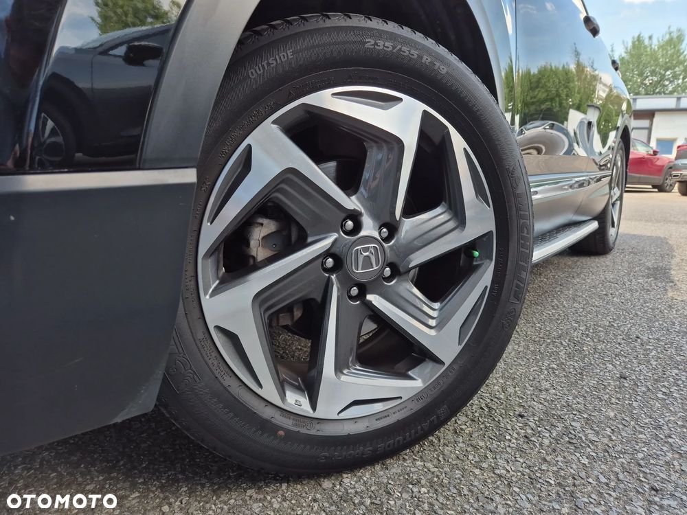 Honda CR-V 1.5 Executive (Honda Connect+) CVT - 24