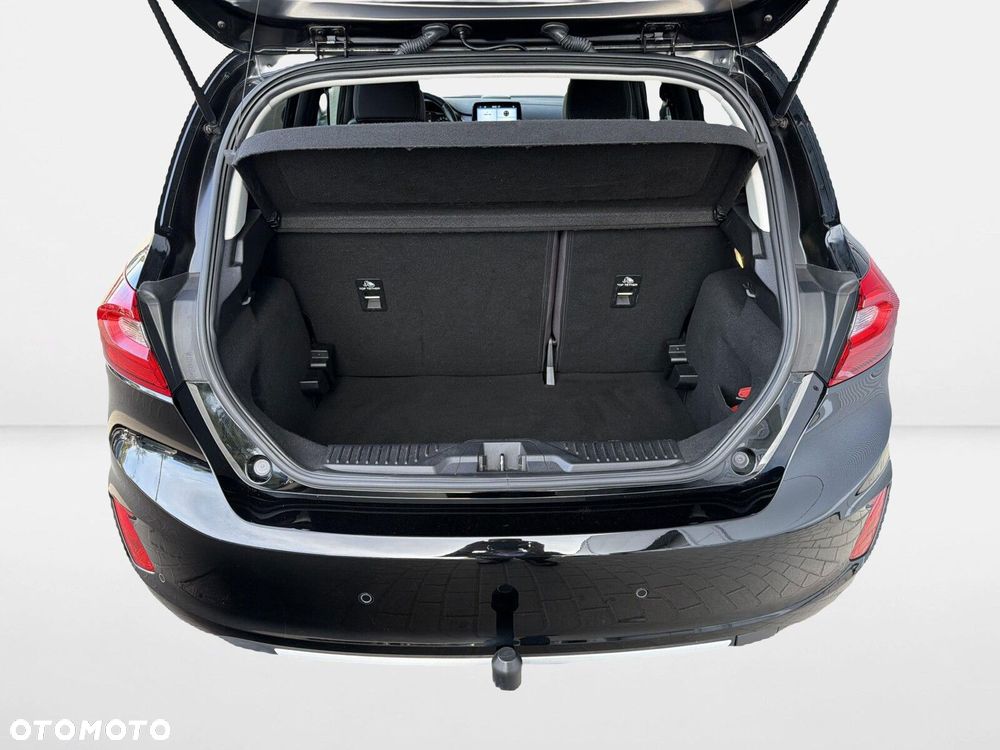 Ford Fiesta - 32