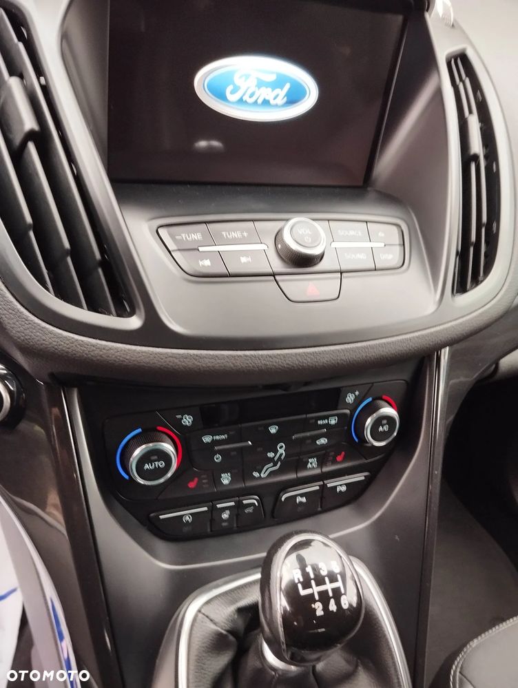 Ford Kuga 2.0 TDCi FWD Titanium - 9