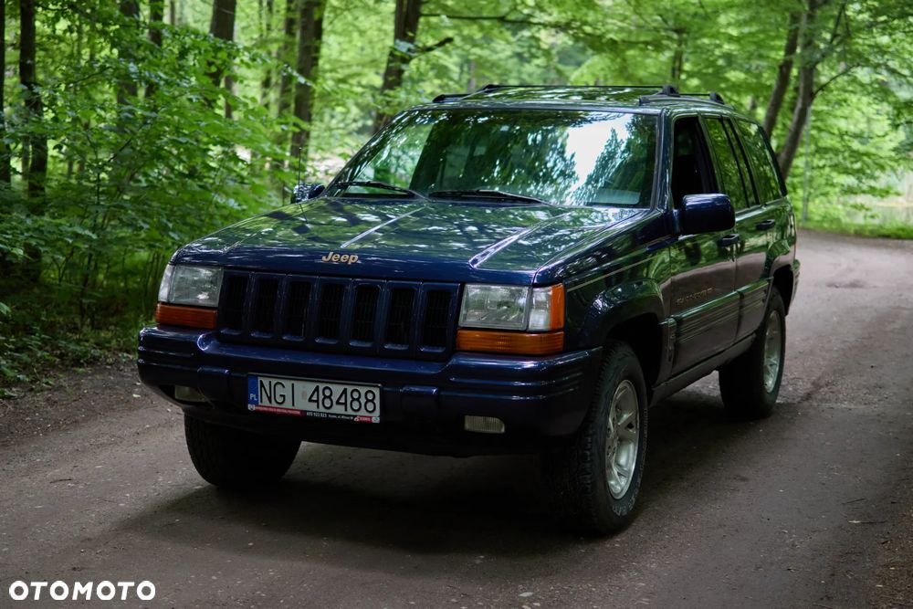 Jeep Grand Cherokee - 14