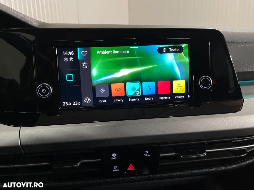 Volkswagen Golf 2.0 TDI SCR DSG Life - 19