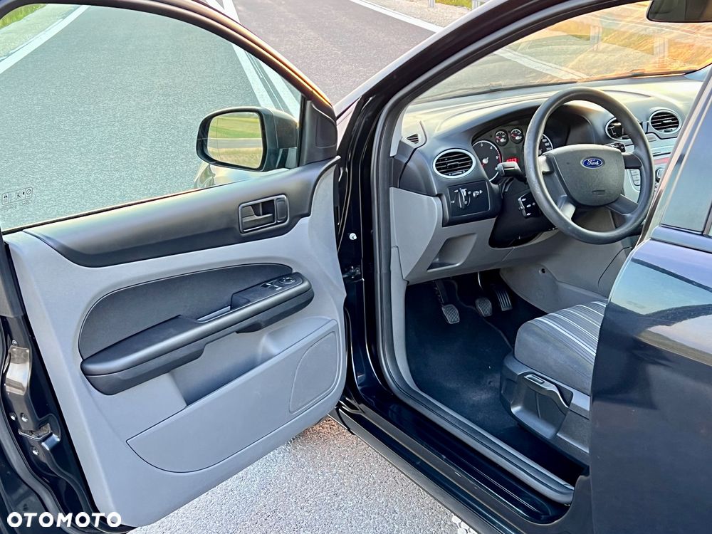 Ford Focus 1.6 TDCi Trend - 14