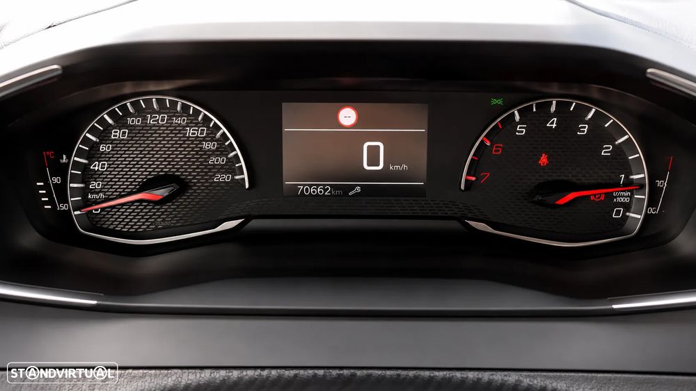 Peugeot 208 1.2 PureTech Active - 10