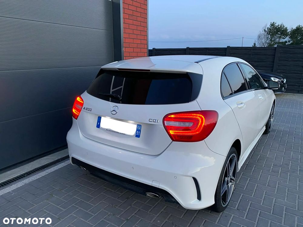 Mercedes-Benz Klasa A 200 CDI 7G-DCT AMG Line - 37