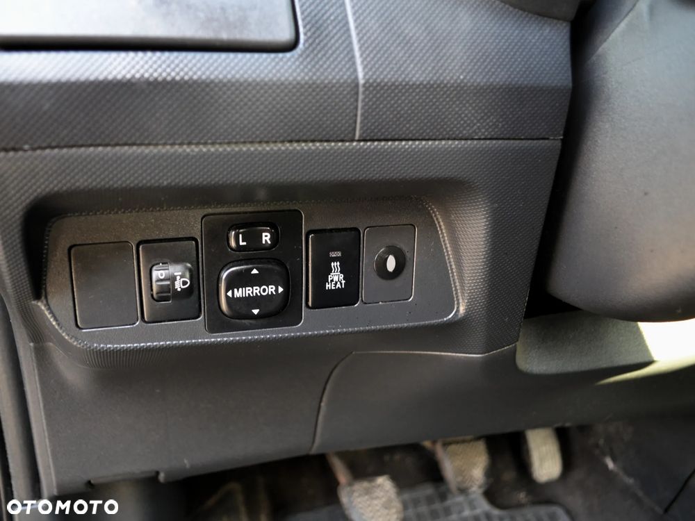 Toyota Auris 1.4 D-4D Luna - 21