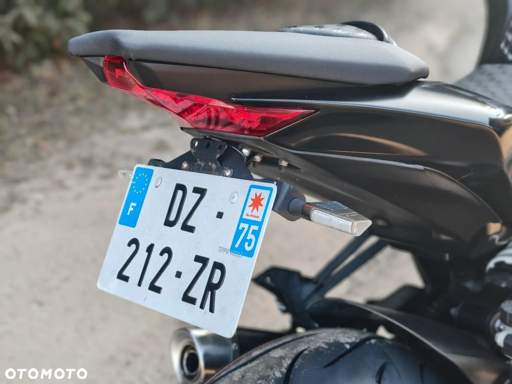 Kawasaki Z - 6