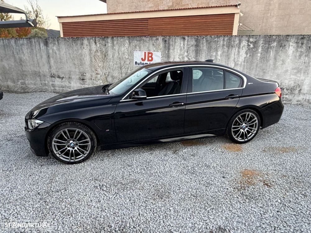 BMW 330 e iPerformance Pack M - 5