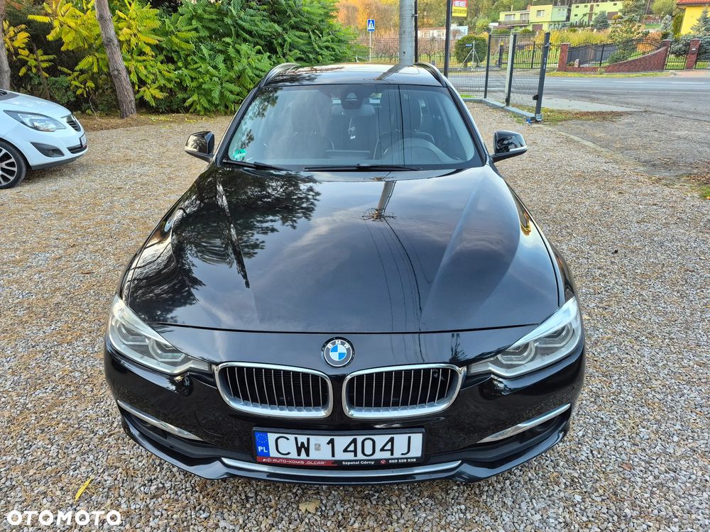 BMW Seria 3 320d Luxury Line - 12