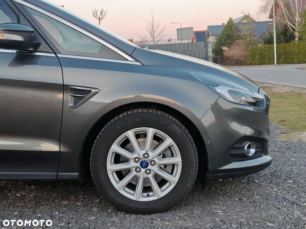Ford S-Max 2.0 TDCi Titanium PowerShift - 22