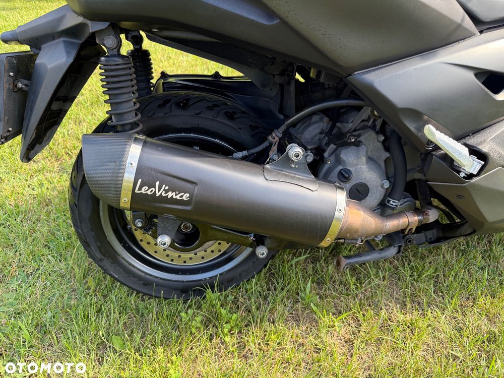Yamaha X-max - 3