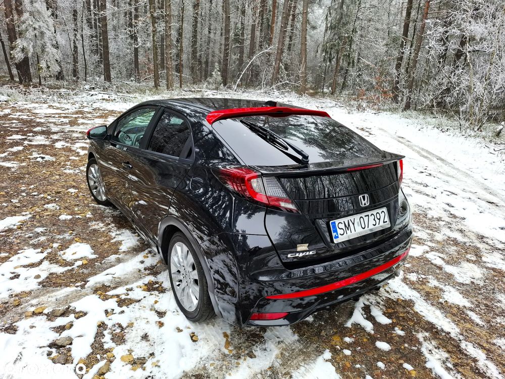 Honda Civic 1.8 i-VTEC Sport - 14