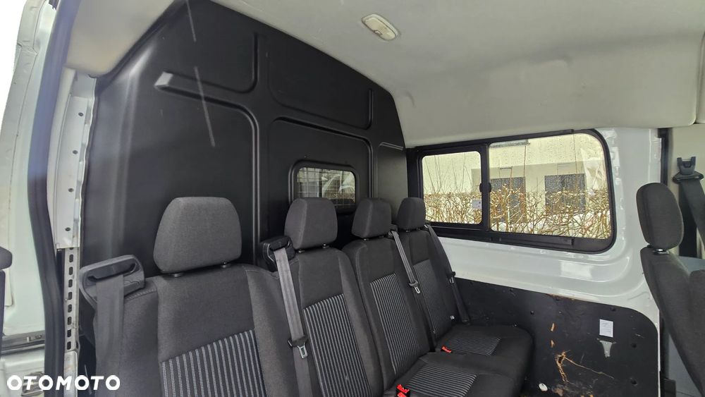 Ford Transit - 38