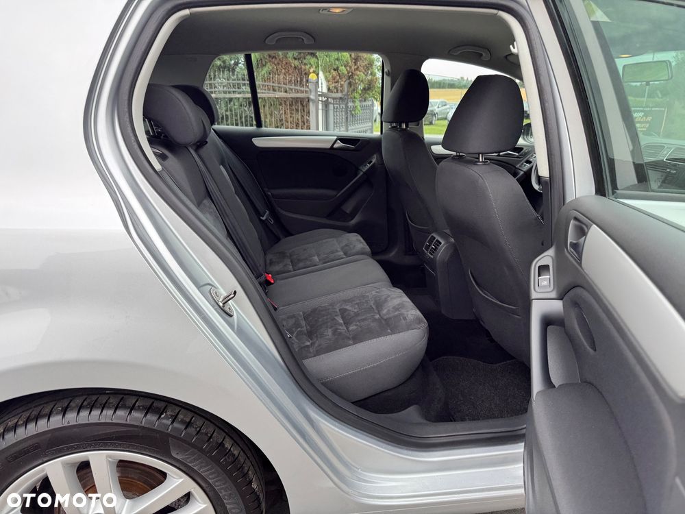 Volkswagen Golf - 9