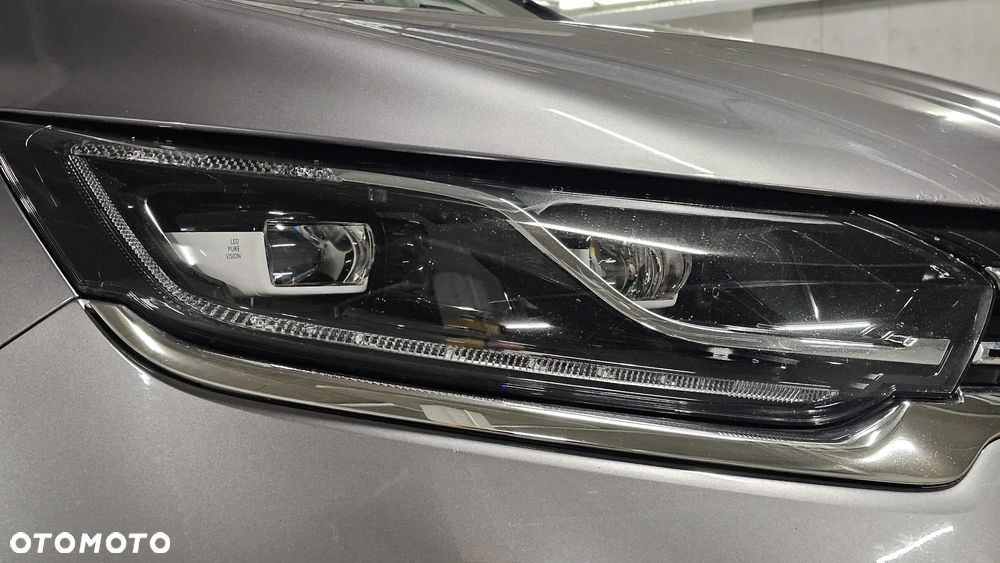 Renault Espace 1.6 dCi Energy Initiale Paris EDC 7os - 11