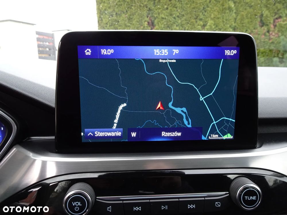 Ford Kuga 1.5 EcoBoost FWD Titanium X - 25