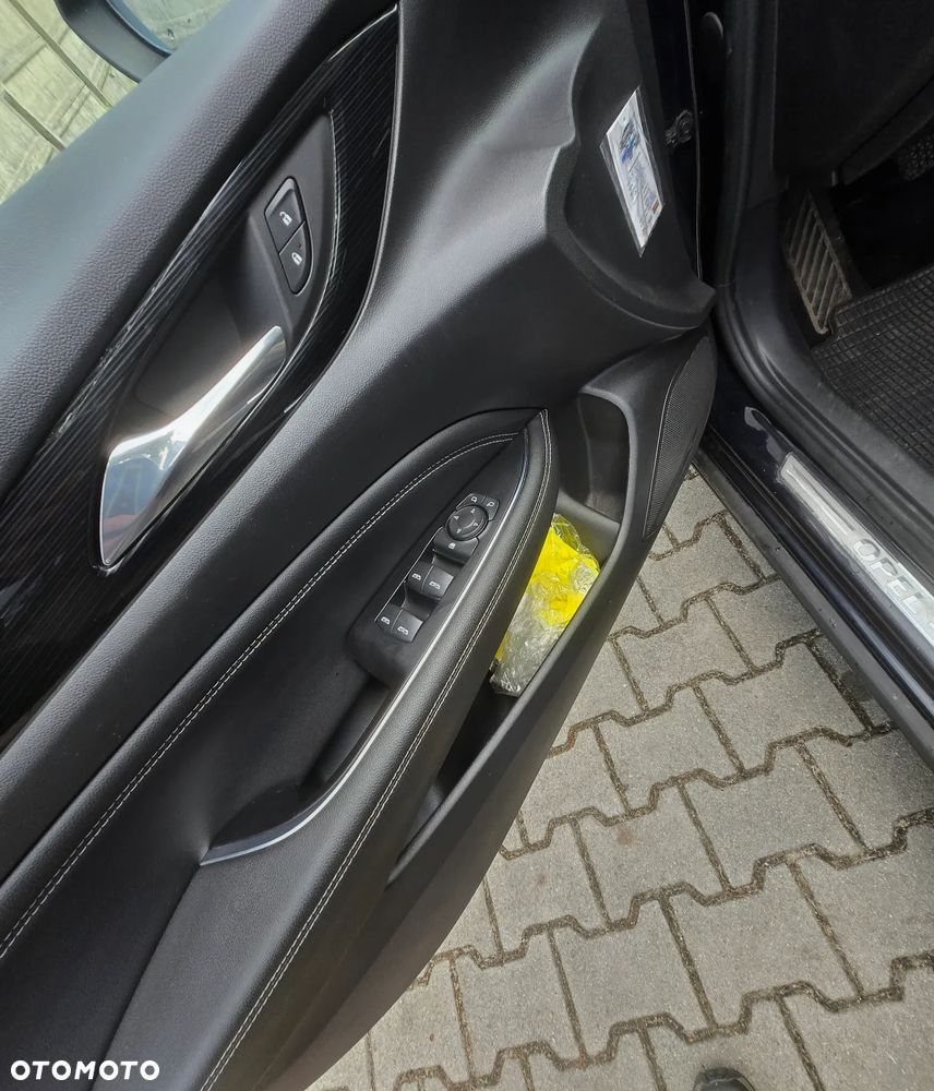 Opel Insignia 1.6 CDTI Innovation S&S - 12