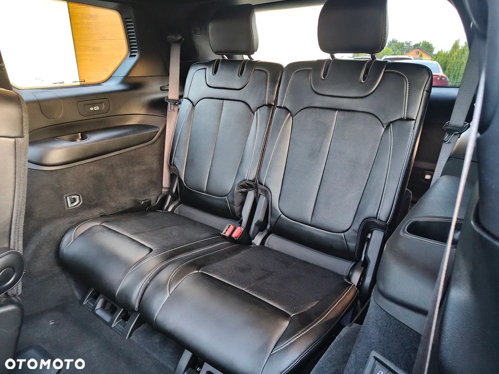 Jeep Grand Cherokee - 22
