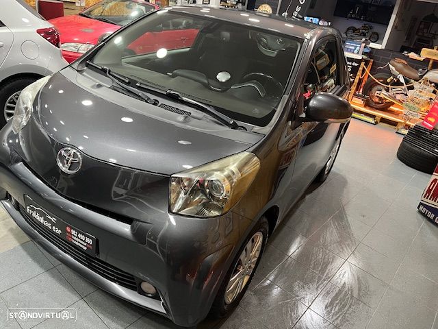 Toyota iQ 1.4 D-4D + - 3