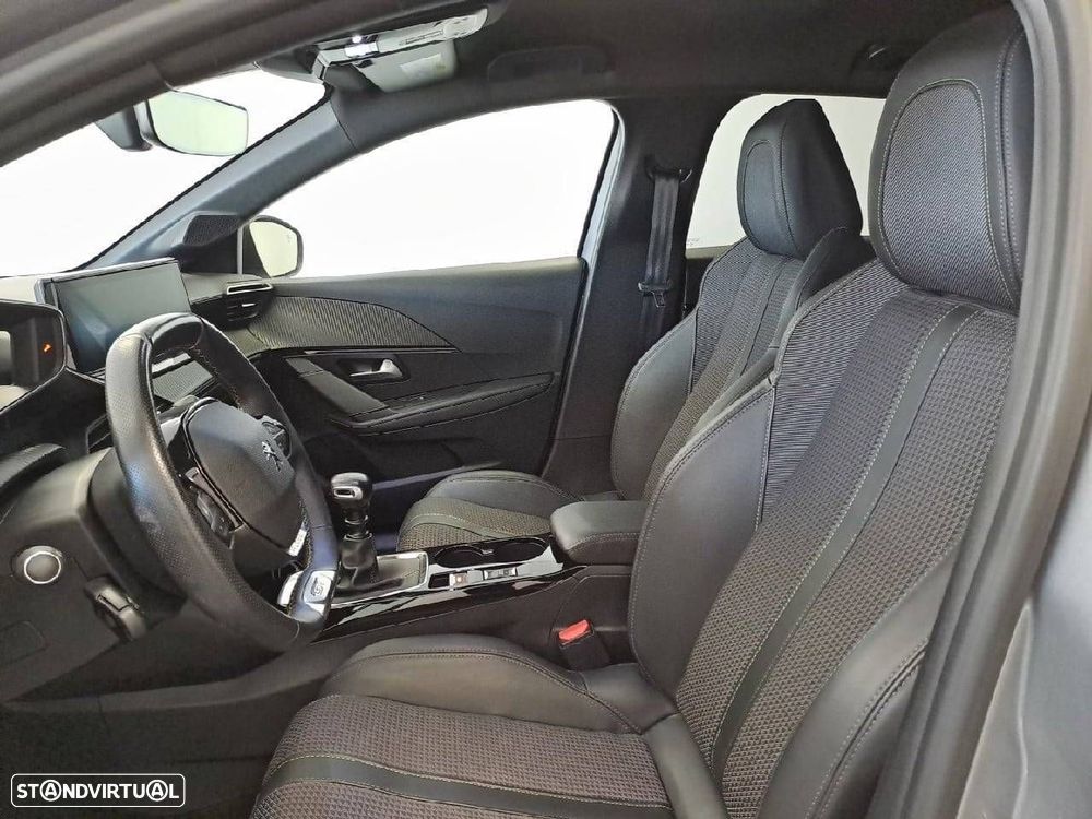 Peugeot 208 1.2 PureTech GT - 9