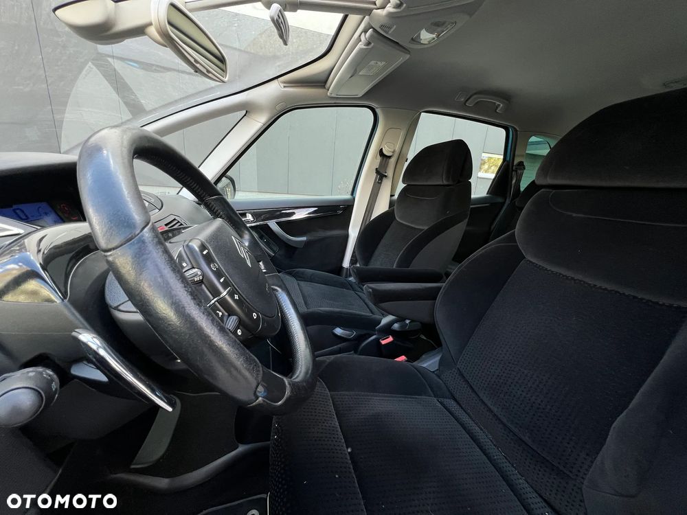 Citroën C4 Picasso - 10