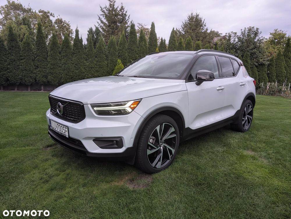 Volvo XC 40 T5 AWD Geartronic R-Design - 4