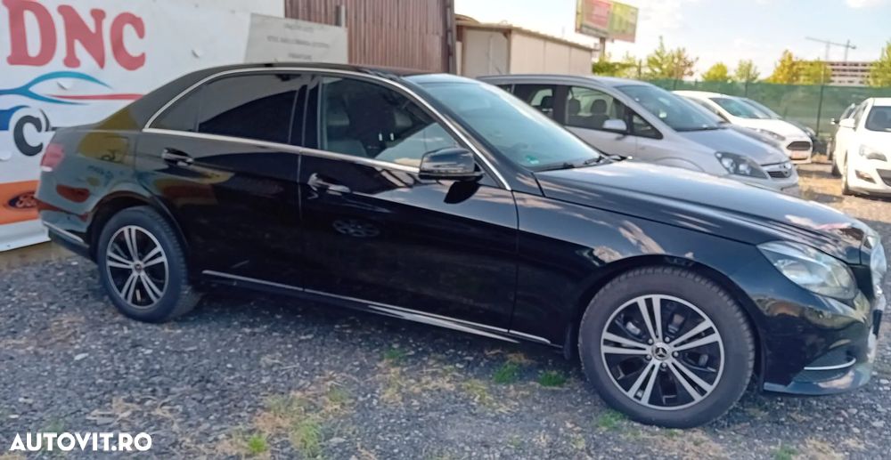 Mercedes-Benz E 200 T BlueTEC 7G-TRONIC - 17