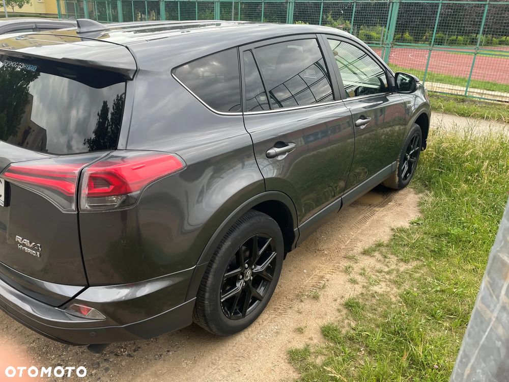 Toyota RAV4 Hybrid Selection 4x4 - 6