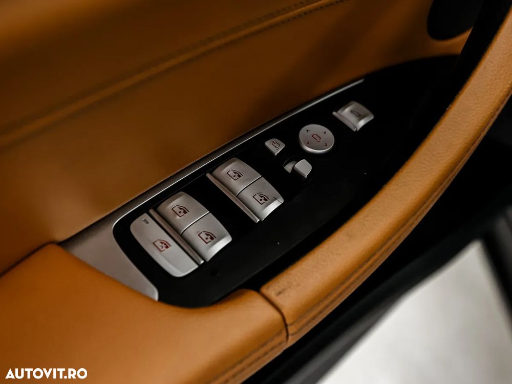 BMW X3 xDrive20d AT xLine - 29