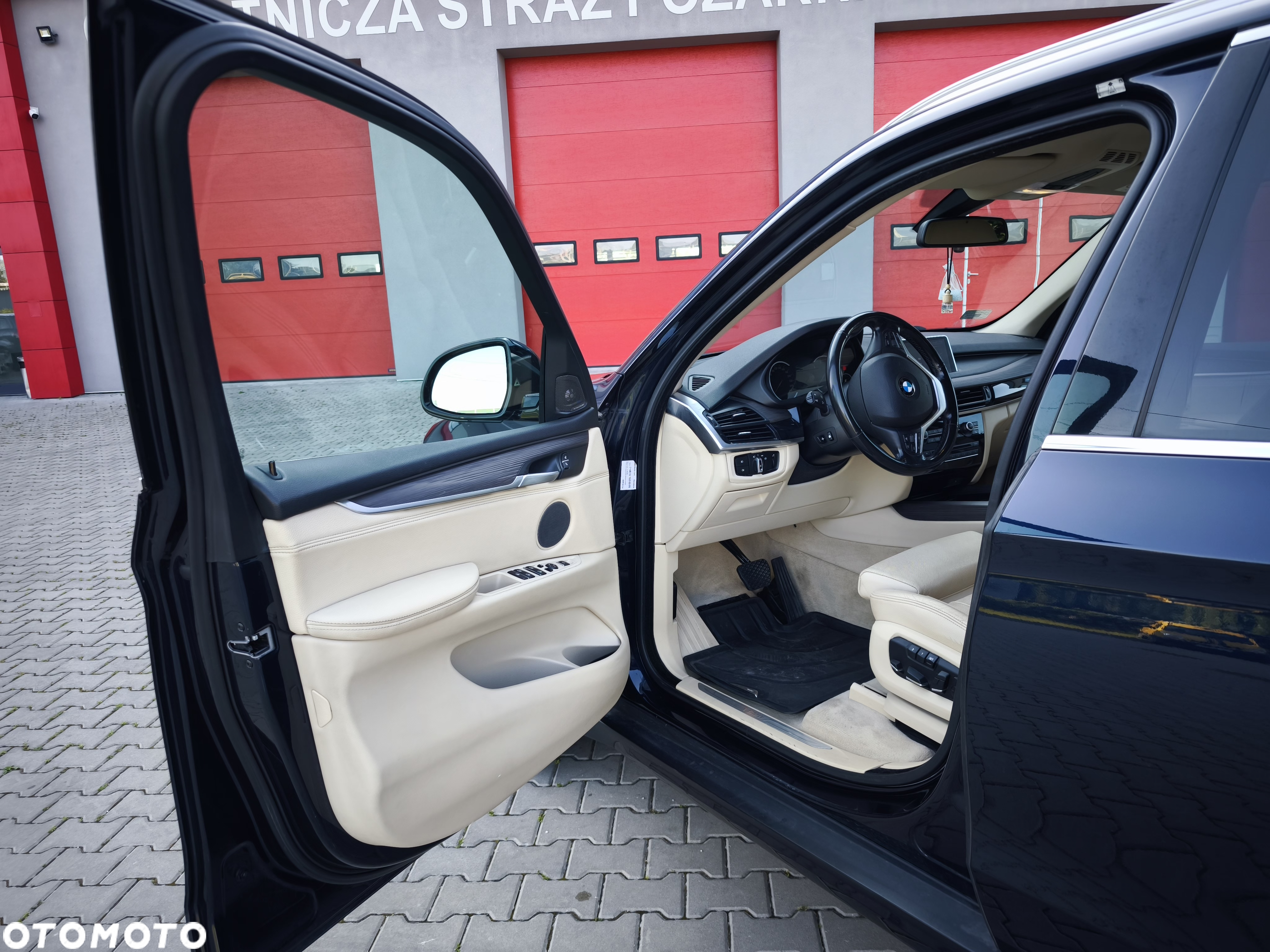 BMW X5 xDrive25d - 11