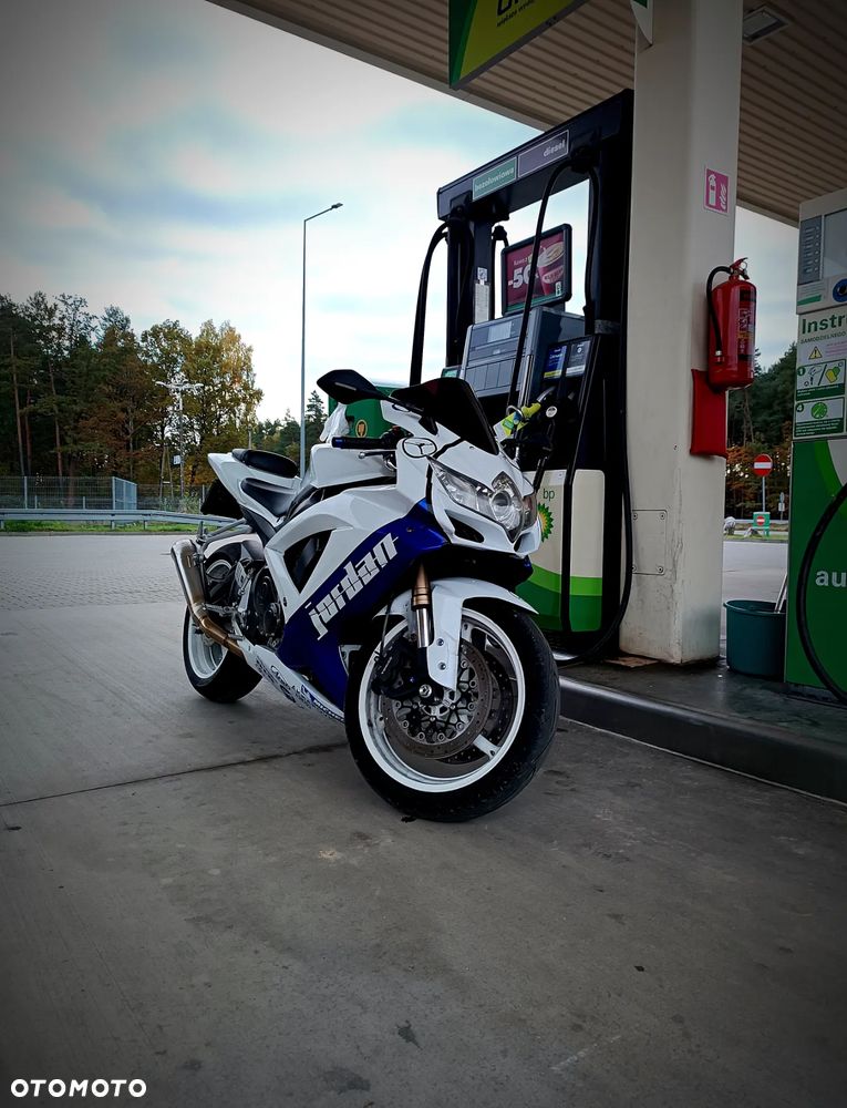Suzuki GSX-R - 5