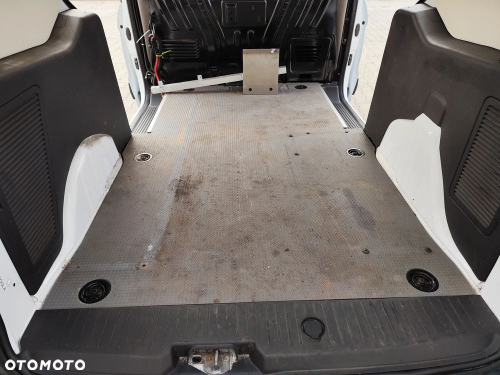 Ford TRANSIT CONNECT - 17