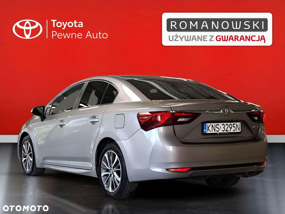 Toyota Avensis 2.0 Premium MS - 8