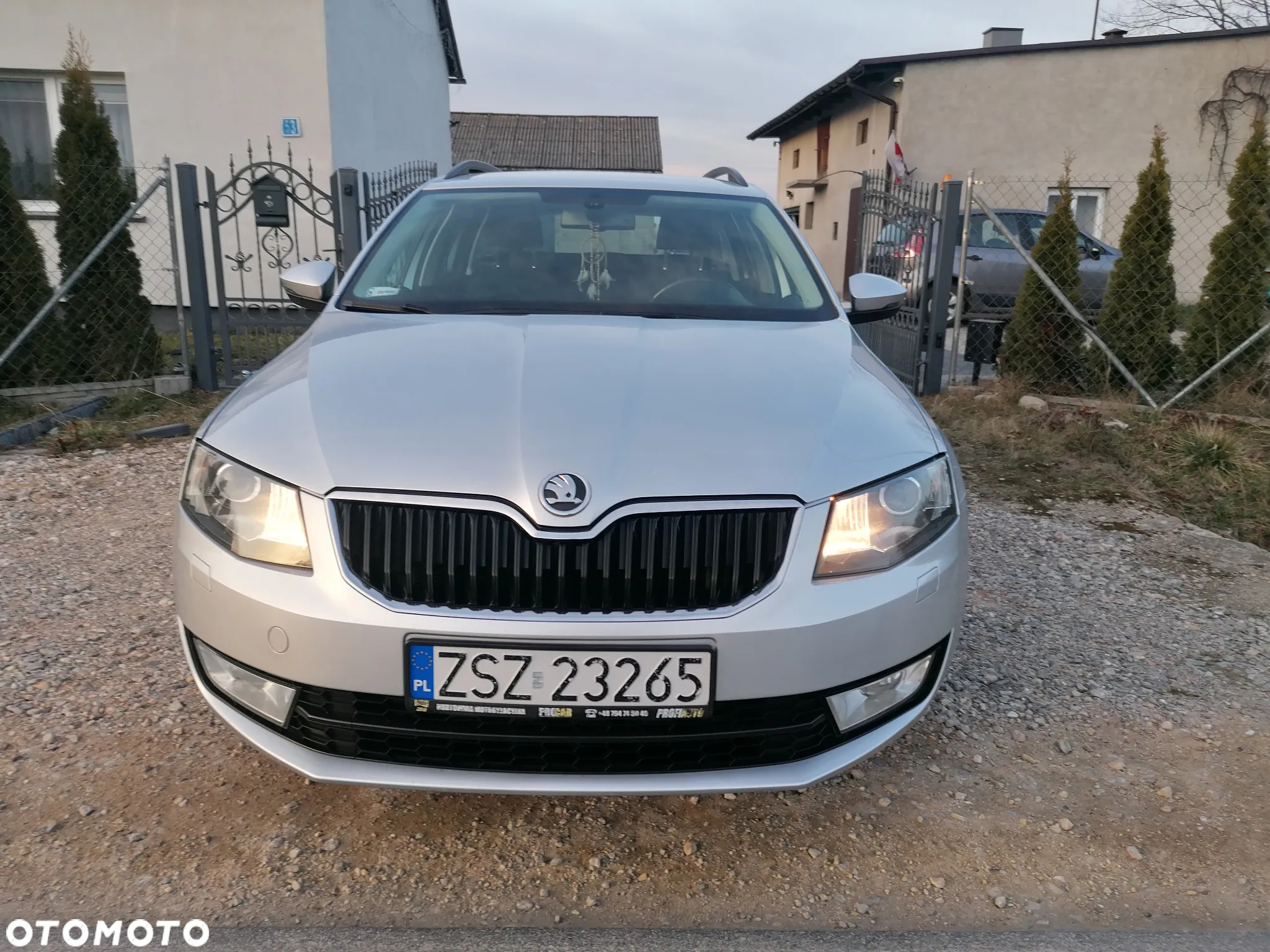 Skoda Octavia 2.0 TDI DSG Ambition - 8