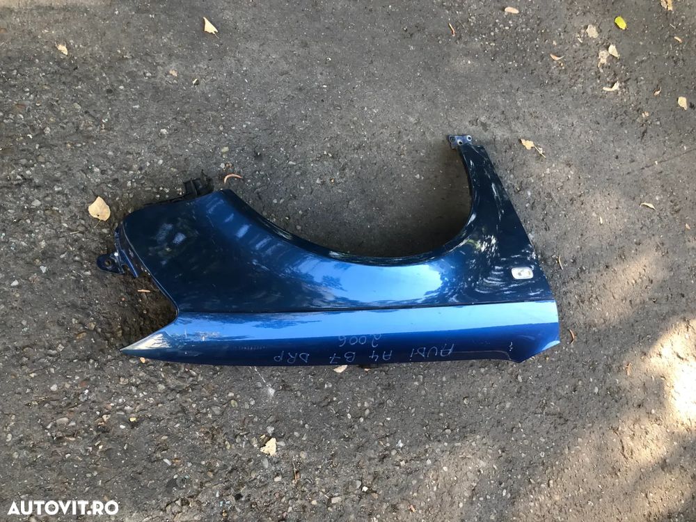 Aripa dreapta fata Audi A4 B7 albastru 2006 - 2