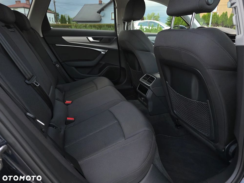 Audi A6 Avant 40 TDI quattro S tronic - 33