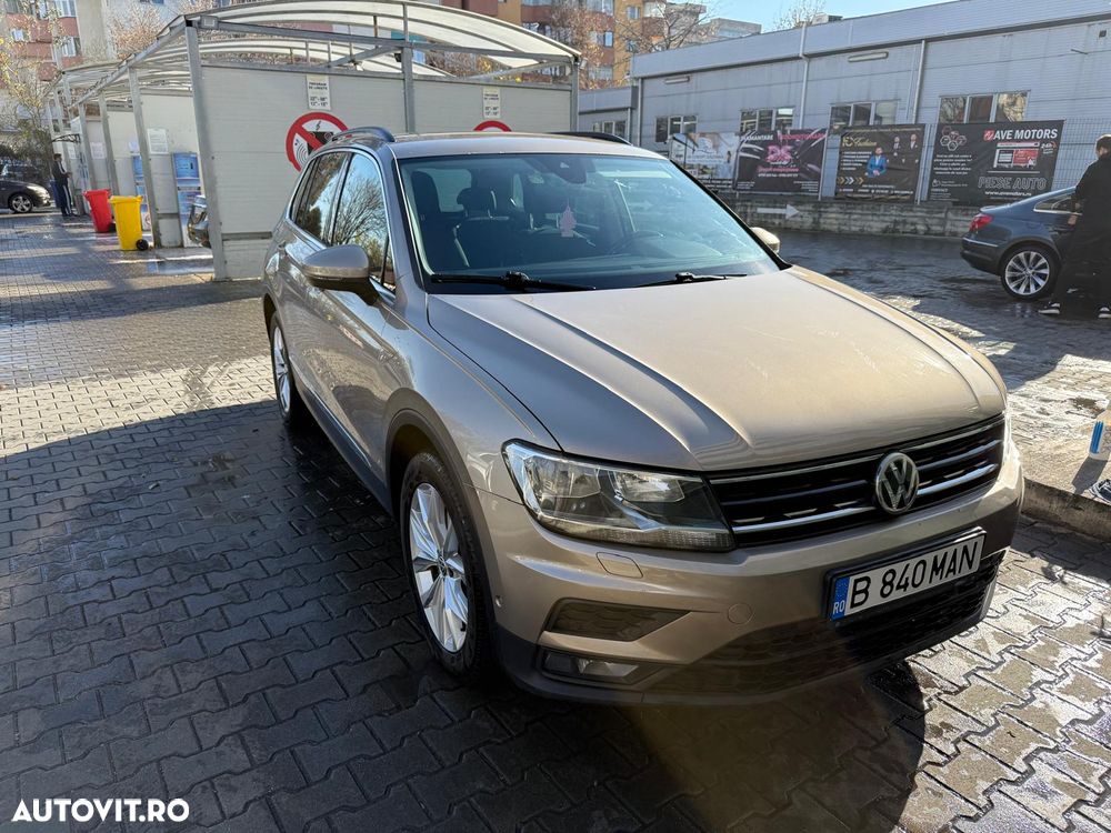 Volkswagen Tiguan 2.0 TDI 4Mot DSG Comfortline - 19