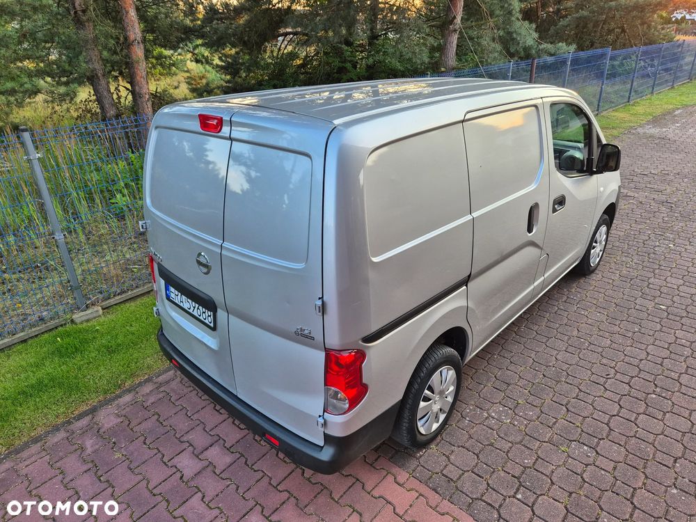 Nissan NV200 - 14